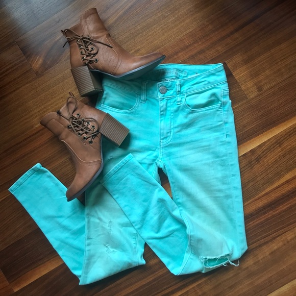 American Eagle Outfitters Pants - American Eagle Mint Super Stretch Mid-Rise Jegging
